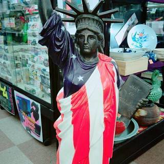リサイクルマート大野城　自由の女神　オブジェ　ブロンズ　星条旗　アメリカ