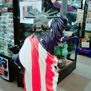 リサイクルマート大野城　自由の女神　オブジェ　ブロンズ　星条旗　アメリカ