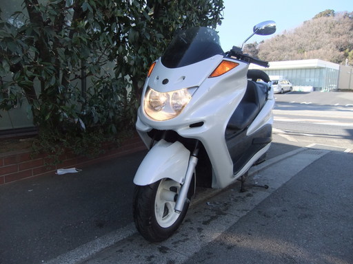 ヤマハ　マジェスティC250cc　実動中古車　ノーマル車両　ヒートグリップ付き　前輪新品同様　ナンバー登録書類有