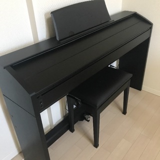 ほぼ未使用の電子ピアノ