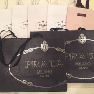 PRADA ショップ 袋