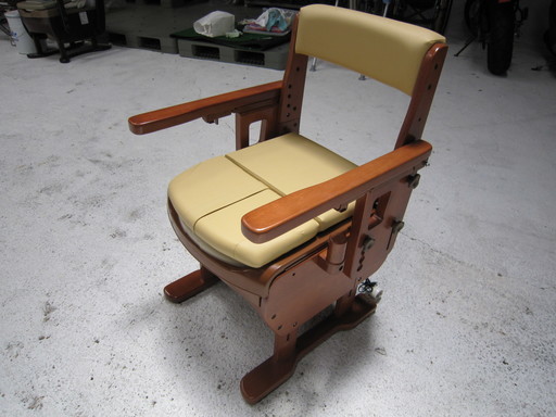 【中古】アロン化成製　安寿　トイレセレクトR