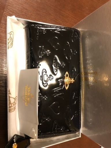 ヴィヴィアンウエストウッド 長財布