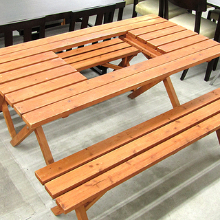 ガーデンテーブル　バーべキュー/BBQ  木製 ベンチ付き　