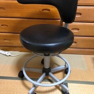 スチール製レザー椅子