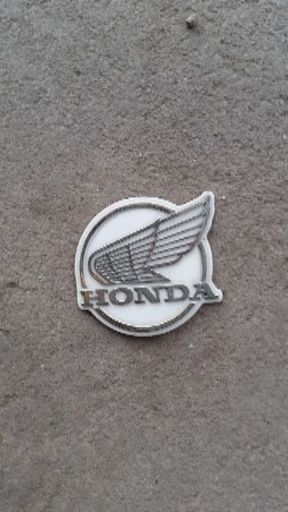 スーパーカブ リアサス レッグシールドカバーとエンブレム サクラン坊 枚方のホンダの中古あげます 譲ります ジモティーで不用品の処分