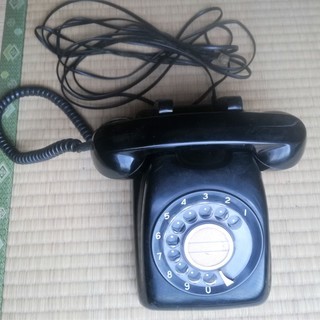 ダイヤル式黒電話　日本電信電話公社　600-A1　（レトロ　昭和...