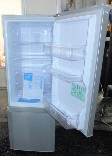 ☆\t三菱 MITSUBISHI MR-P17A 168L 2ドアノンフロン冷凍冷蔵庫◆2017年製・お洒落なデザインのプレスライン加工