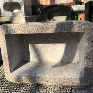 ピンク 香炉 墓石 展示品