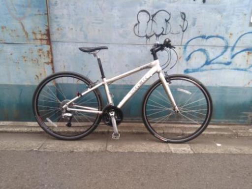 Trek fx7.3　クロスバイク　美品　直接引き取りのみ