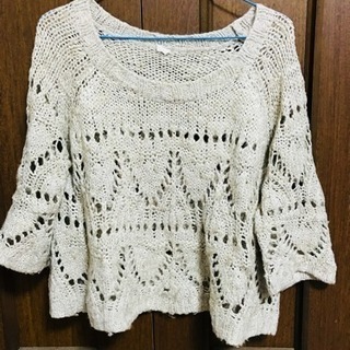ザックリ編みがかわいい！ジーナのセーター