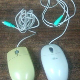 ディスクトップ用パソコンのマウス　(6pFｺﾈｸﾀ)　2個