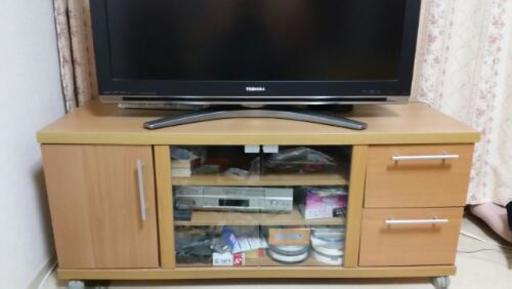 TOSHIBA、REGZA、37型液晶テレビとテレビ台ラック