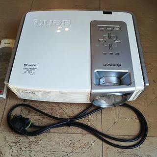 BENQ PE7700 HD　プロジェクター