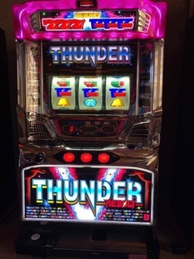 【中古美品】サンダーVリボルト コイン不要機付き 手渡しのみ
