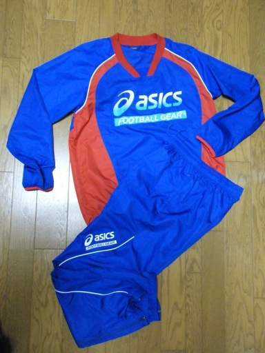 Asics ピステ 上下セット Sサイズ Kero 野洲のスポーツの中古あげます 譲ります ジモティーで不用品の処分