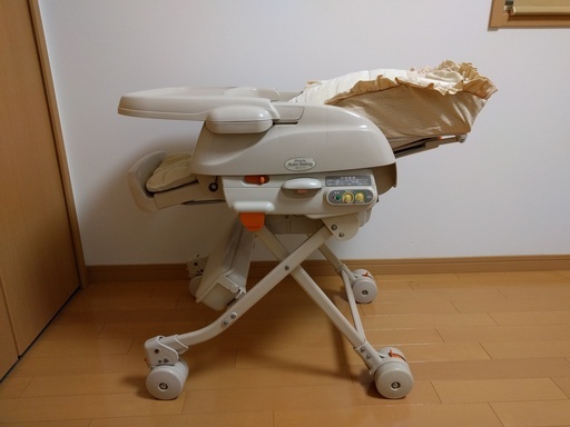 【コンビ】ハイローチェア　ハイローラック　自動スイング