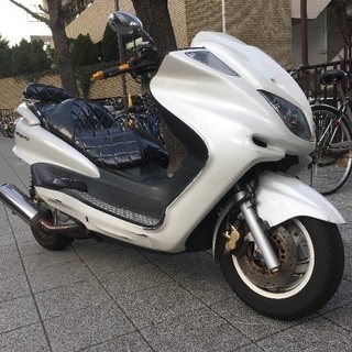 YAMAHA マジェスティC 白