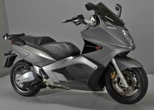 売却済み❗ピアジオ ジレラGP800 スクーター世界最速☝0~100㎞ 5.7秒❗車検取り立て❗