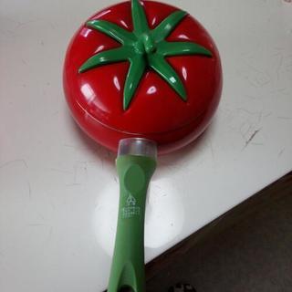 トマト型　∅18㎝片手鍋