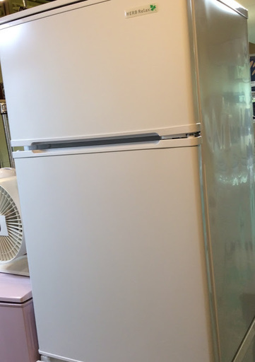【送料無料・設置無料サービス有り】冷蔵庫 2017年製 HerbRelax YRZ-C09B1 中古