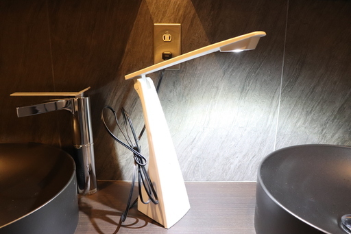 美品 パナソニックled手元照明2016年 フジフジ 京都の生活家電 その他 の中古あげます 譲ります ジモティーで不用品の処分 美品 パナソニックled手元照明2016年 フジフジ 京都の生活家電 その他 の中古あげます 譲ります ジモティーで不用品の処分