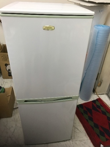 エラヴィタックス　2ドア冷凍冷蔵庫（143L)　ER-151-HG（ホワイト
