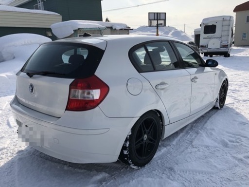 お洒落なコンパクトカー Bmw 118i ローダウン 人気のホワイト Max3104 砂川のアウディ Audi の中古車 ジモティー