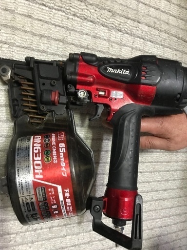 MAKITA 高圧エア釘打
