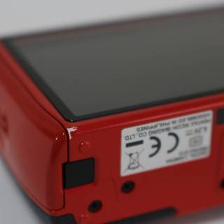 とっても可愛い！PENTAX ペンタックス Q10 ボディ レッド コンパクト