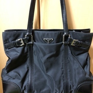 PRADA トートバッグ 牛革