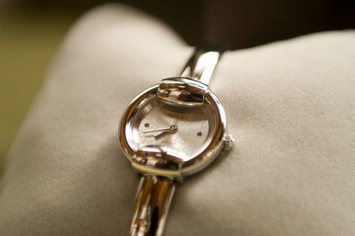 【新品】Gucci YA014512 グッチ 腕時計 レディースウォッチ