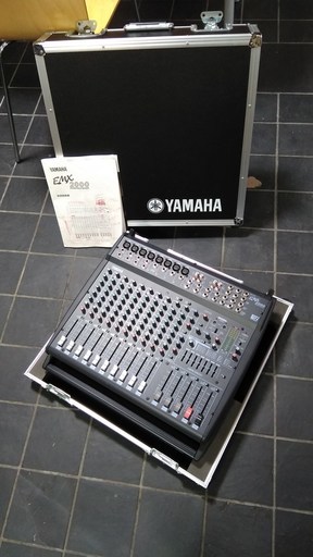 YAMAHA EMX2000
