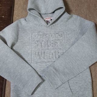 VISIONSTREETWEARパーカー160センチ