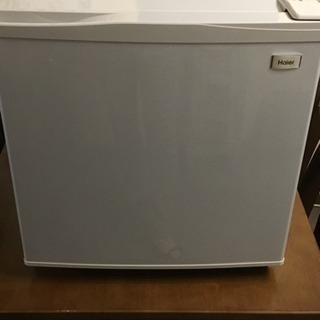 2017年製Haierハイアール小型冷凍庫38l冷蔵庫