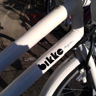 新品ブリヂストン子供乗せ電動自転車　ビッケ　グリＤＤ　ホワイト　BG0B48