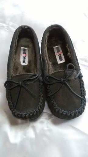 新品 ミネトンカ minnetonka モカシン ボア グレー 23cm（US6）