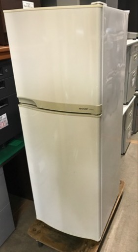冷蔵庫 ２２５L シャープ 2ドア SJー23TMーW 2008年製