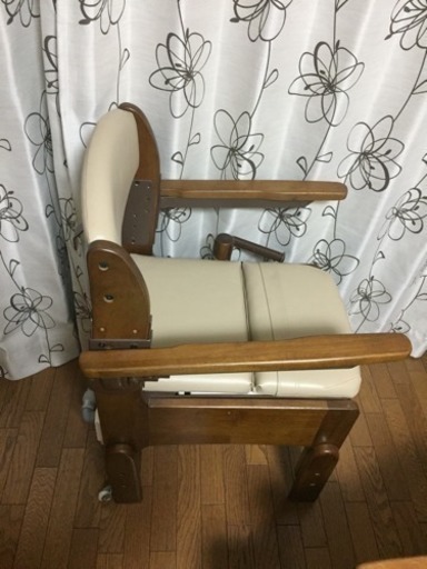 介護用ポータブルトイレ