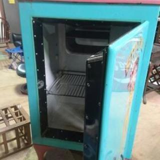 アンティーク(ベティーちゃん冷蔵庫US仕様)