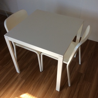 IKEA/ダイニングテーブルセット/椅子2脚/3月中旬以降引き渡し