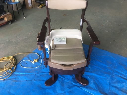 介護用品　パナソニック家具調トイレ＜座楽＞　PN－L21515
