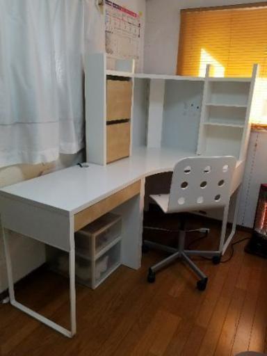 IKEA　イケアの学習机