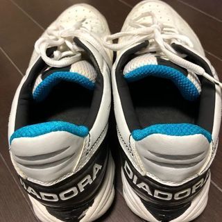 靴テニスシューズ　27.5cm【DIADORA】錦糸町