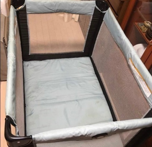 ［値下げ］GRACO Pack and Play 折り畳みベッド