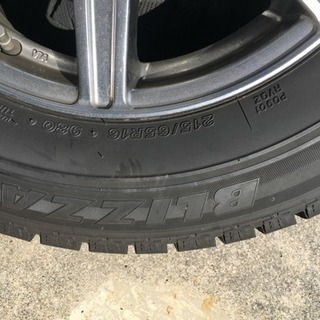 215/65/16ブリザックの8分山、5穴ホイールセット