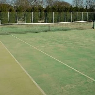 ソフトテニスのクラブやサークルを探しています。