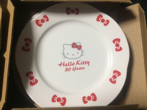 2,000円　未使用☆ペアケーキ皿＆フォーク 「ハローキティ」 30周年記念グッズ