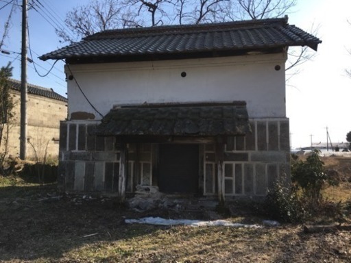 明治35年建造 大谷石の蔵
