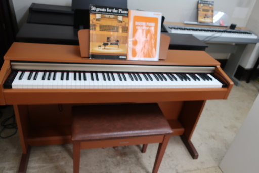 YAMAHA　YDP-151C　2007製　￥32.000-